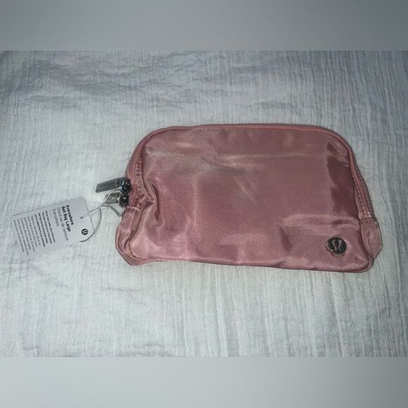 lululemon athletica Handbags - COPY - Pink Lululemon 2L everywhere belt bag